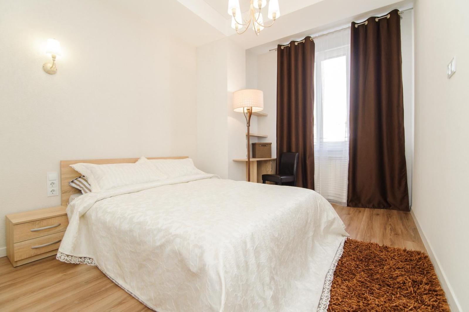 Extra Grand Lev Tolstoi Two Bedrooms キシナウ エクステリア 写真