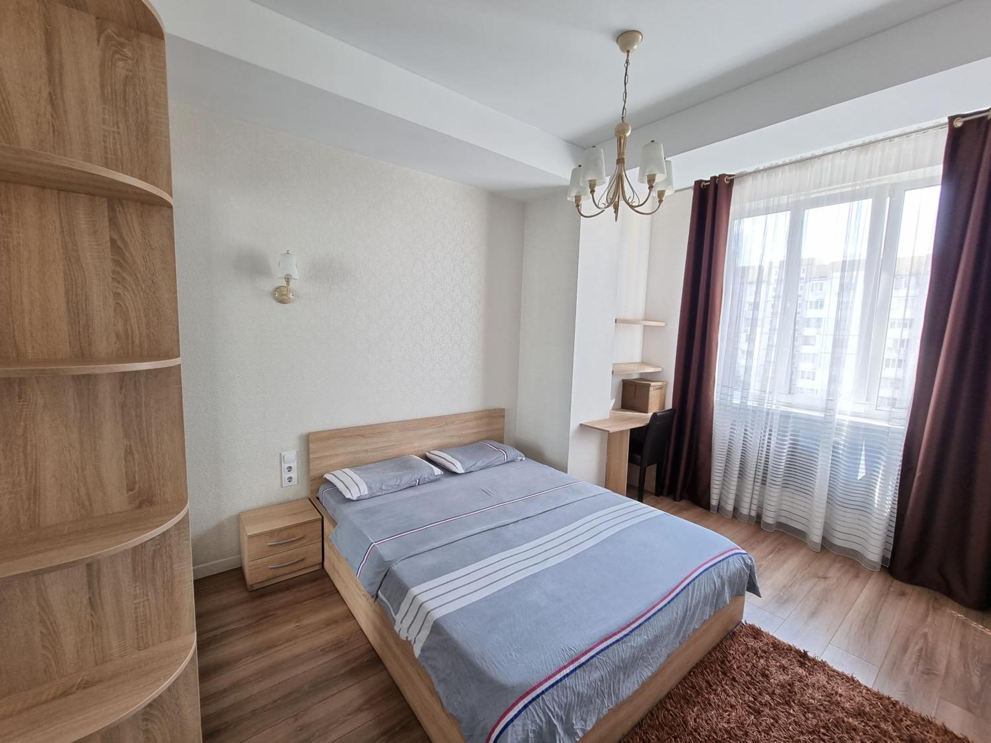 Extra Grand Lev Tolstoi Two Bedrooms キシナウ エクステリア 写真