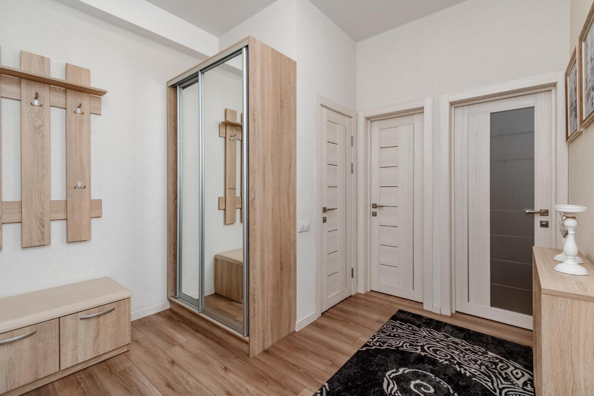 Extra Grand Lev Tolstoi Two Bedrooms キシナウ エクステリア 写真